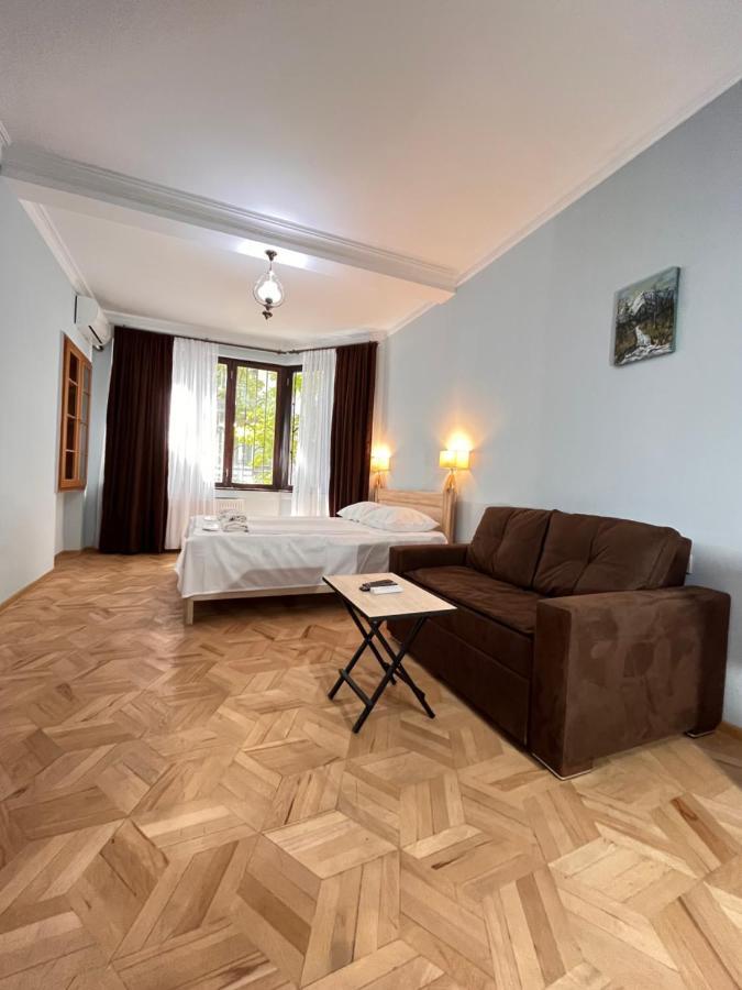 Vera City Center Apartment Tbilisi Eksteriør billede