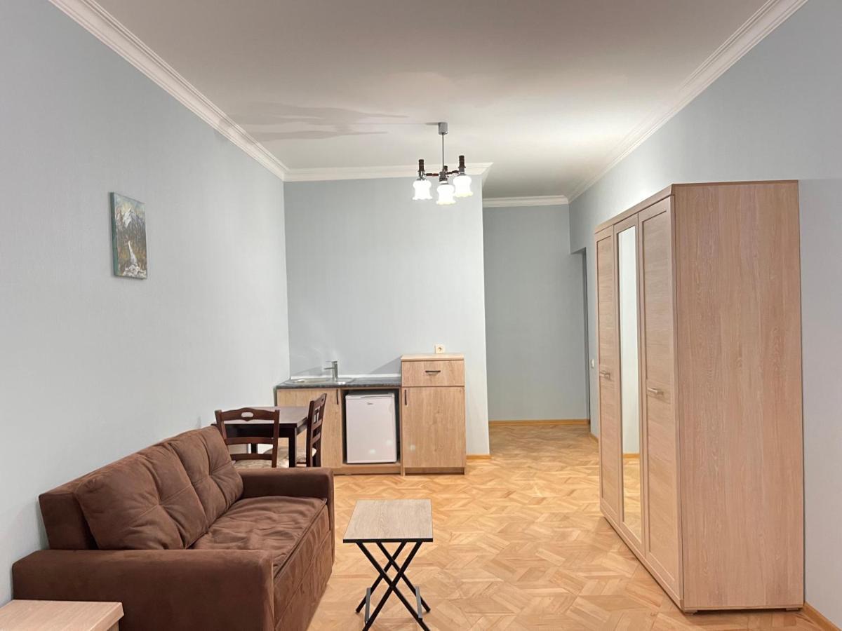 Vera City Center Apartment Tbilisi Eksteriør billede