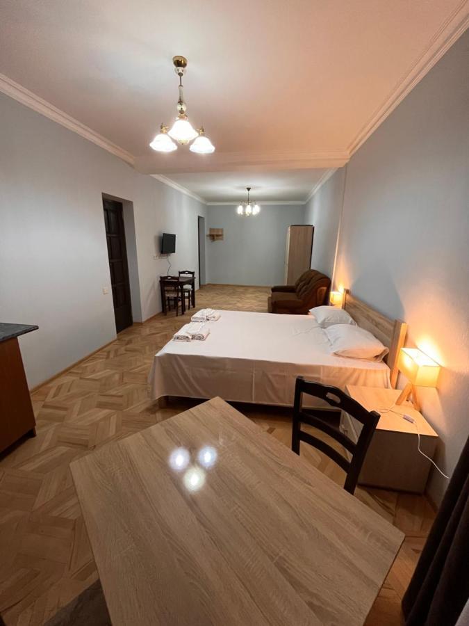 Vera City Center Apartment Tbilisi Eksteriør billede
