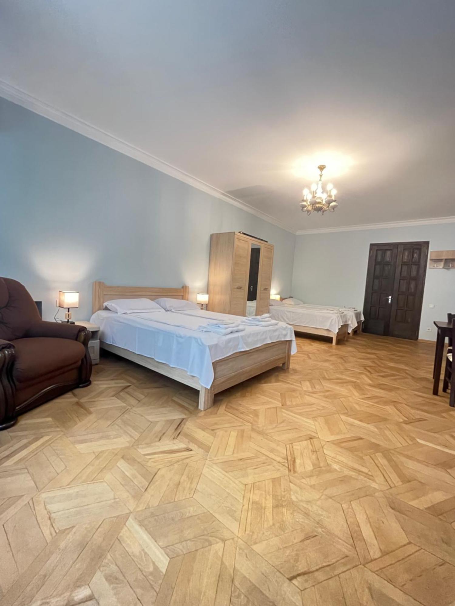 Vera City Center Apartment Tbilisi Eksteriør billede